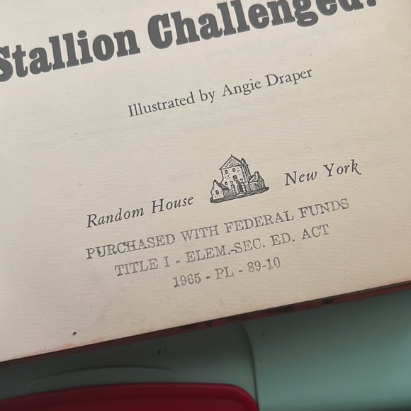 Books - Picture 6 of 7